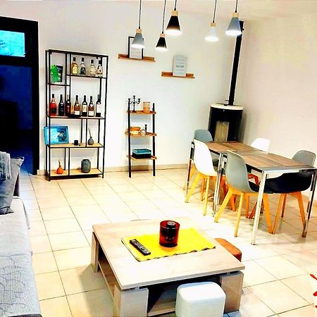 Grand Et Bel Appartement Лавлане Екстериор снимка